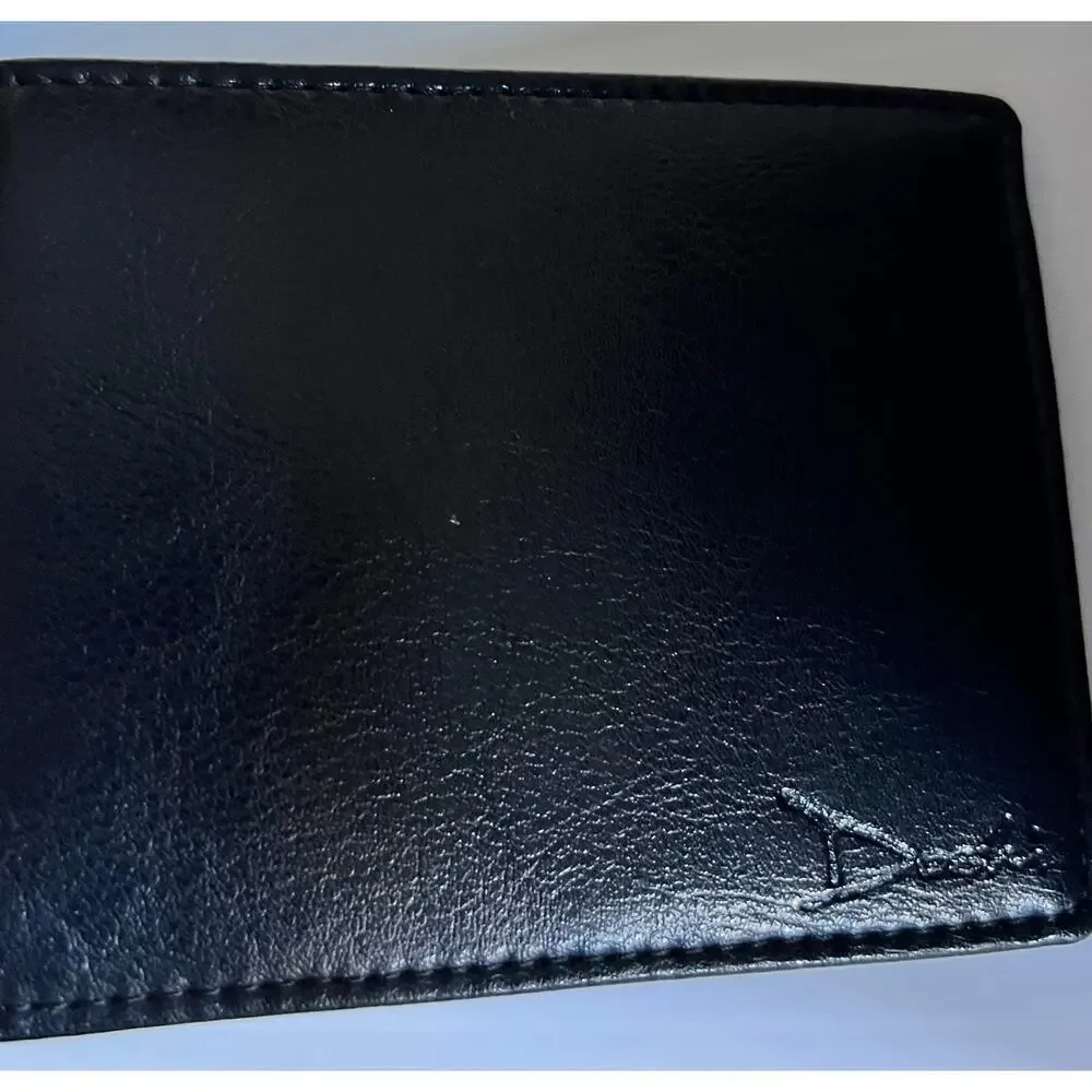 Doshi Premium Vegan Slim Bifold Wallet NWT‎
